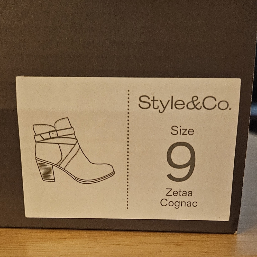 Style & Co Women's Zetaa Strappy Belt Heeled Booties Boots Brown Size 9 - Picture 7 of 8